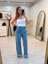 Cargar imagen en el visor de la galería, MOLLY - Pantalon denim detalles trenzados