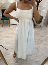Cargar imagen en el visor de la galería, PAULINA - Maxi vestido blanco tirantes