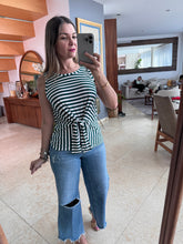Cargar imagen en el visor de la galería, SIDNEY - Blusa rayas