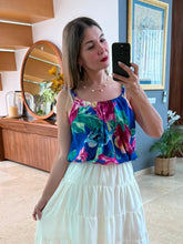 Cargar imagen en el visor de la galería, ROSENDA - Blusa azul rey estampada
