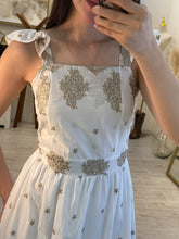 Cargar imagen en el visor de la galería, CINDY - Maxi vestido blanco con café
