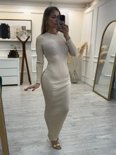 Cargar imagen en el visor de la galería, DARIAN - Maxi vestido beige