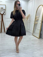 Cargar imagen en el visor de la galería, GENESIS - Vestido corto negro