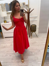 Cargar imagen en el visor de la galería, JESSAMINE - Maxi vestido rojo