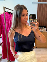 Cargar imagen en el visor de la galería, GALADRIEL - Blusa tirantes