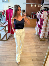 Cargar imagen en el visor de la galería, VIENA - Pantalon blanco