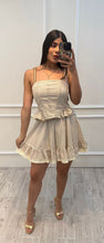 Cargar imagen en el visor de la galería, ROWAN - Set blusa y falda cuadros