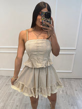 Cargar imagen en el visor de la galería, ROWAN - Set blusa y falda cuadros