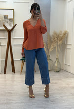 Cargar imagen en el visor de la galería, TALLULLAH - Blusa ocre