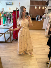 Cargar imagen en el visor de la galería, MACARIA - Maxi vestido beige estampado