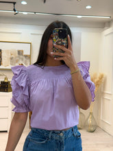 Cargar imagen en el visor de la galería, WILLOW - Blusa lila manga corta