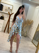 Cargar imagen en el visor de la galería, MADISON - Vestido midi azul claro estampado
