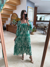 Cargar imagen en el visor de la galería, ETHEL - Maxi vestido verde estampado