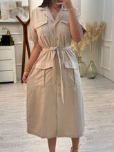 Cargar imagen en el visor de la galería, DOROTEA - Vestido midi khaki