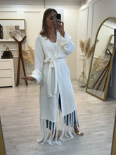 Cargar imagen en el visor de la galería, FARREN - Cardigan blanco flecos