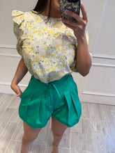 Cargar imagen en el visor de la galería, FLORALIA - Short verde