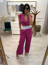 Cargar imagen en el visor de la galería, CIBELES - Set blusa y pantalón fucsia
