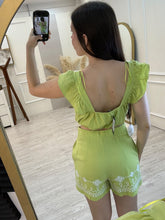 Cargar imagen en el visor de la galería, BLAIR - Set verde detalle bordado