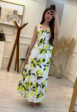Cargar imagen en el visor de la galería, DOROTEA - Set blusa y falda limones