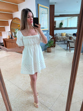 Cargar imagen en el visor de la galería, HELIA - Vestido corto blanco