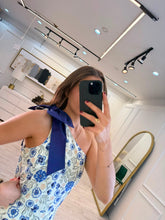 Cargar imagen en el visor de la galería, ASAMI - Maxi vestido hueso con azul estampado