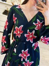 Cargar imagen en el visor de la galería, TERESA - Maxi vestido estampado floral