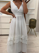 Cargar imagen en el visor de la galería, LOISE - Maxi vestido blanco
