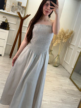 Cargar imagen en el visor de la galería, KARELY - Maxi vestido gris claro
