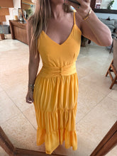 Cargar imagen en el visor de la galería, FEDRA - Maxi vestido amarillo