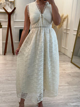 Cargar imagen en el visor de la galería, SIDNEY - Maxi vestido avena