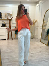 Cargar imagen en el visor de la galería, JAMIE - Blusa naranja sin mangas