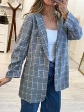 Cargar imagen en el visor de la galería, CIRILA - Blazer gris cuadros