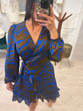 Cargar imagen en el visor de la galería, DAYRA - Vestido corto azul con café