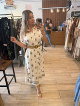 Cargar imagen en el visor de la galería, ROCIO - Maxi vestido hueso estampado