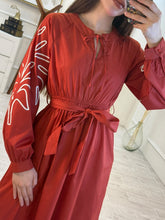 Cargar imagen en el visor de la galería, NUBIA - Maxi vestido manga larga