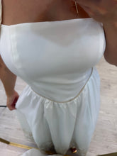 Cargar imagen en el visor de la galería, MARIPAZ - Maxi vestido blanco
