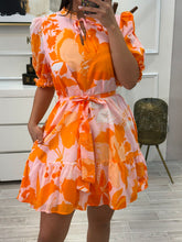 Cargar imagen en el visor de la galería, DANAE - Vestido corto estampado naranja