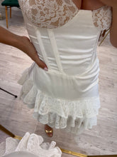 Cargar imagen en el visor de la galería, ARIANELL - Vestido midi blanco