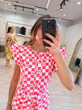 Cargar imagen en el visor de la galería, CELINE - Jumper coral cuadros