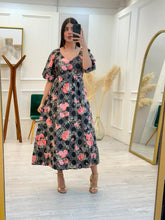 Cargar imagen en el visor de la galería, ELECTRA - Maxi vestido negro estampado