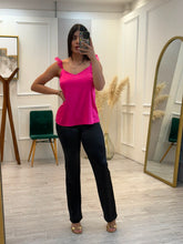 Cargar imagen en el visor de la galería, ASPEN - Blusa fucsia