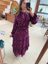 Cargar imagen en el visor de la galería, EUDORA - Maxi vestido estampado vino con azul