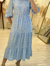 Cargar imagen en el visor de la galería, CINTIA - Maxi vestido azul estampado