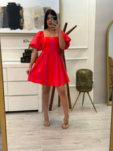 Cargar imagen en el visor de la galería, DANESSA - Vestido corto rayas rojas