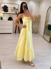 Cargar imagen en el visor de la galería, KENDALL - Maxi vestido amarillo