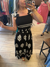 Cargar imagen en el visor de la galería, DAMARIS - Set blusa y falda negro boho