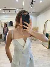 Cargar imagen en el visor de la galería, MAELLE - Vestido corto beige