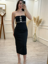 Cargar imagen en el visor de la galería, NORBERTA - Vestido midi strapple negro moños