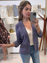 Cargar imagen en el visor de la galería, ROSALBA - Blazer morado