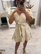 Cargar imagen en el visor de la galería, ROMINA - Vestido corto hueso